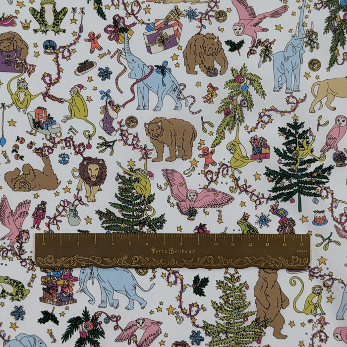 リバティ・ファブリックス タナローン Liberty Christmas リバティ・クリスマス ホワイト 約108×50cm