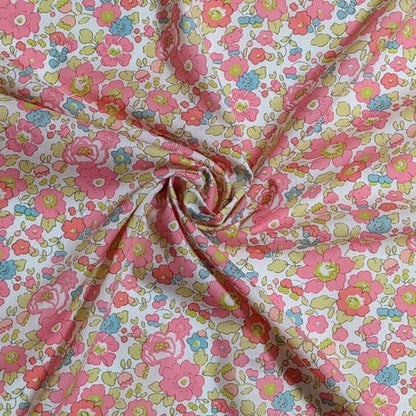 ◆輸入　リバティ　LIBERTY　タナローン　Betsy Je T'Aime　ベッツィ　ジュテーム　約130×50cm