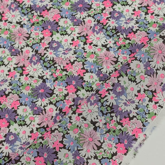 リバティ・ファブリックス　タナローン　Libby　リビー　ピンクネオン　約108×50cm