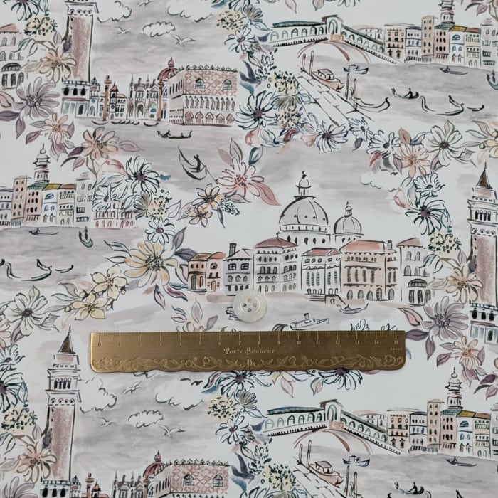 リバティ・ファブリックス　イタリア製タナローン　Venezia　ヴェネツィア　約108×50cm