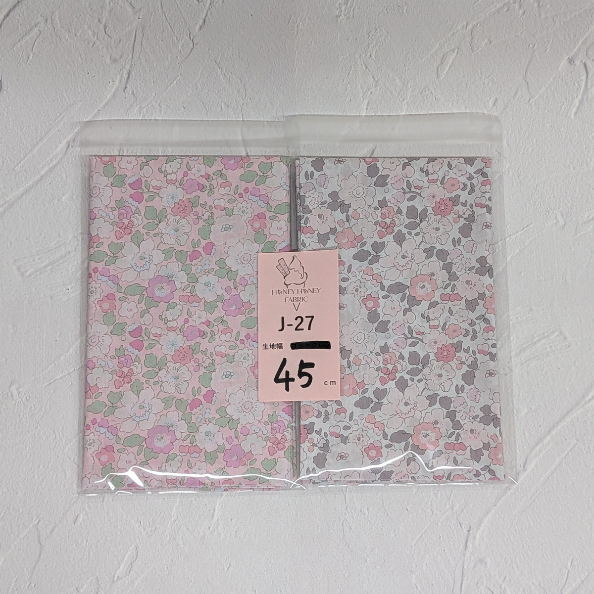 説明欄確認要《J-27》生地幅×45cm リバティ・ジャパン　LIBERTY　タナローン　カットクロス　ハギレ　★HHF別注★　Betsy　ベッツィ
