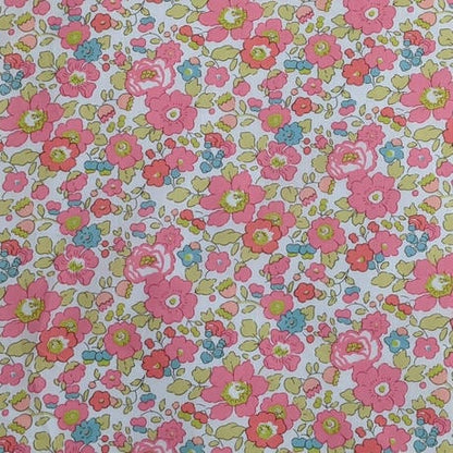 ◆輸入　リバティ　LIBERTY　タナローン　Betsy Je T'Aime　ベッツィ　ジュテーム　約130×50cm