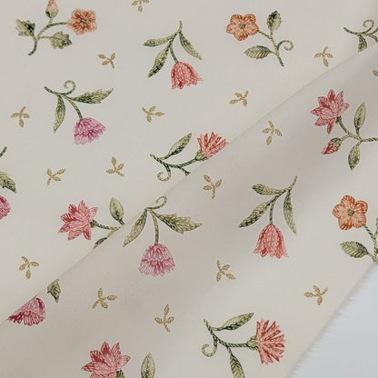リバティ・ファブリックス　タナローン　Royal Threads　ロイヤル・スレッズ　ライトベージュ地　約108×50cm