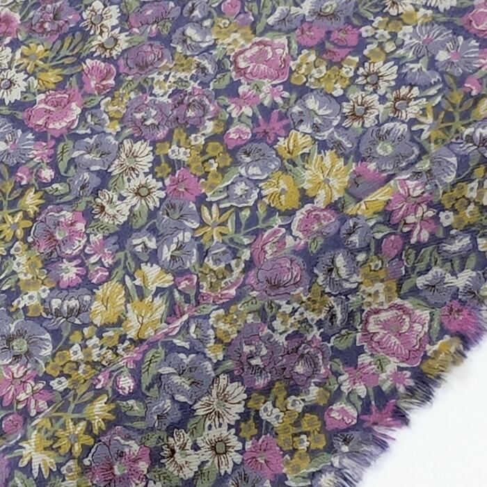 リバティ・ファブリックス　●エアリーコット生地●　Chive　チャイブ （サイズ拡大）　約108×50cm
