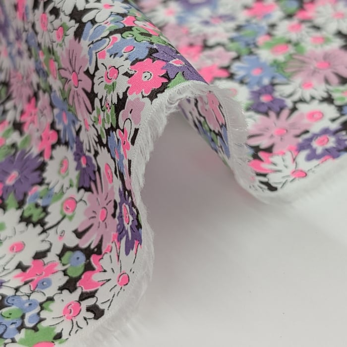 リバティ・ファブリックス　タナローン　Libby　リビー　ピンクネオン　約108×50cm