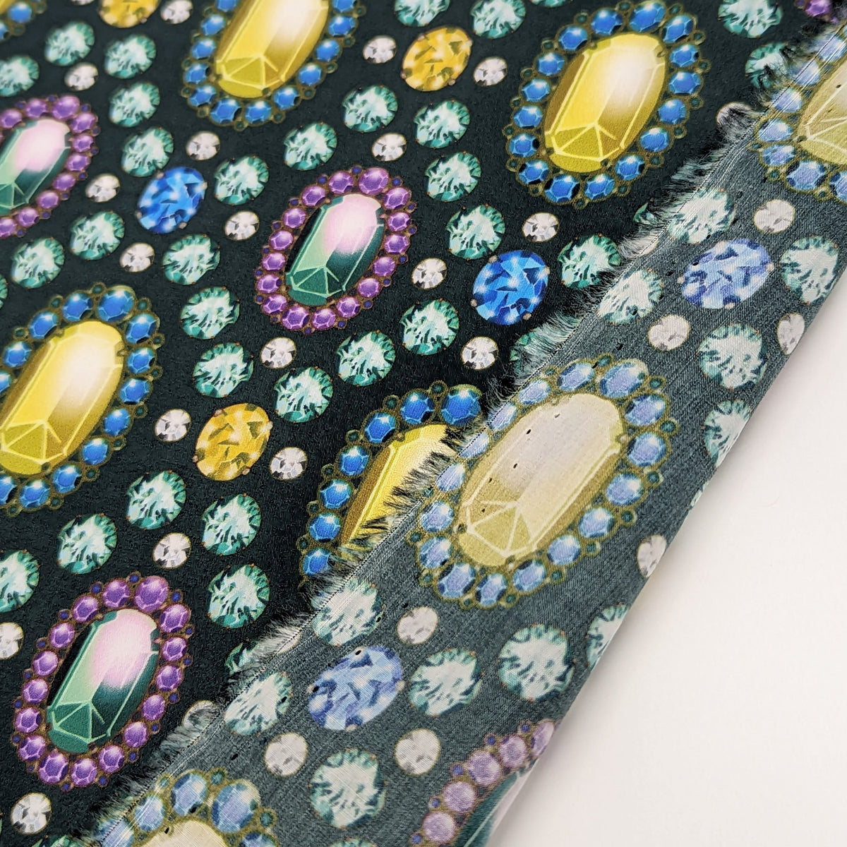 ◆輸入　リバティ　LIBERTY　タナローン　Tiara Green　ティアラ　グリーン　約130×50cm