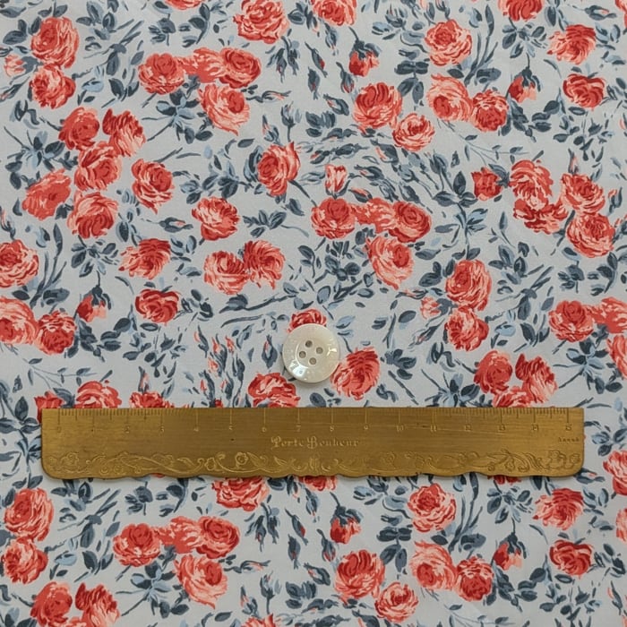 ◆輸入　リバティ　LIBERTY　タナローン　Dancing Roses　ダンシング・ローゼズ　約130×50cm