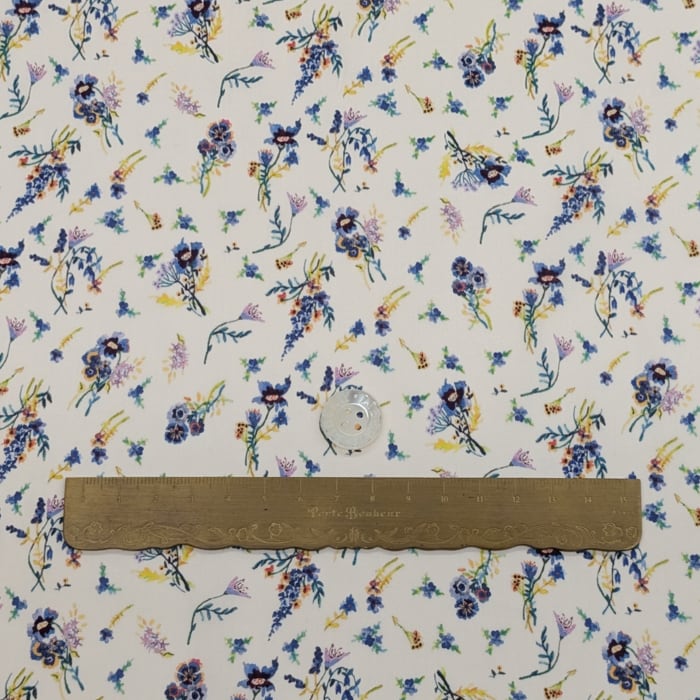 リバティ・ファブリックス　タナローン　Pick a Posy　ピック ア ポジィ　約108×50cm