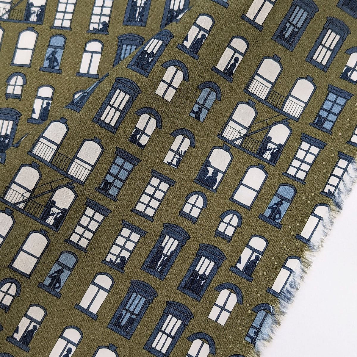 ◆輸入　リバティ　LIBERTY　タナローン　East Village B　イーストヴィレッジ　モスグリーン　約130×50cm