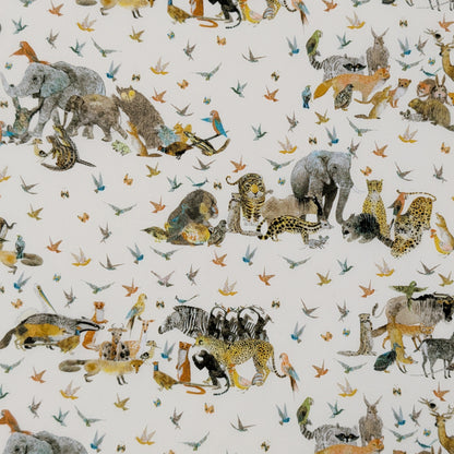 リバティ・ファブリックス　タナローン　JUNGLE CRUMBLE　ジャングル・クランブル　クリーム地　約108×50cm