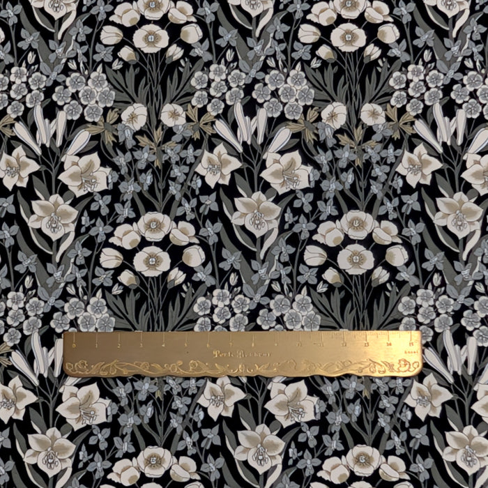 リバティ・ファブリックス　タナローン　Mountain Primrose　マウンテン・プリムローズ　約108×50cm