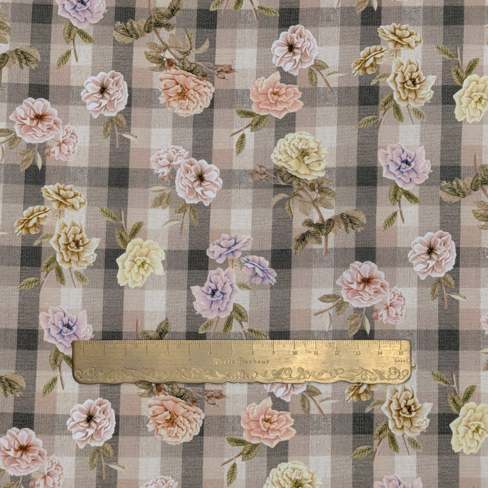 リバティ・ファブリックス　タナローン　Scented Garden　センテッド・ガーデン　約108×50cm