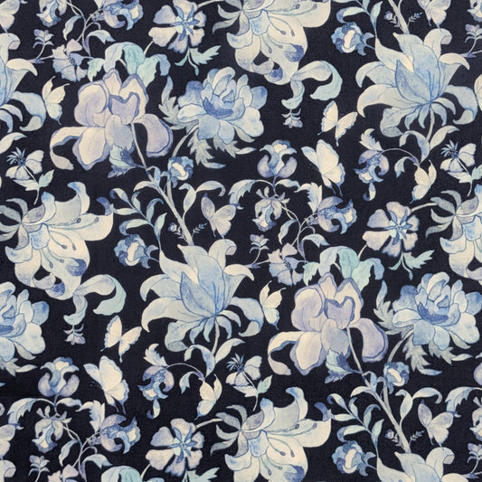 リバティ・ファブリックス　タナローン　Butterfly Vine　バタフライ・ヴァイン　約108×50cm