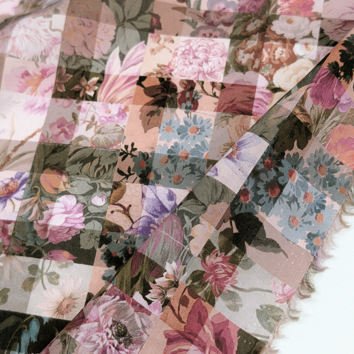 リバティ・ファブリックス　イタリア製　タナローン　Archive Gingham　アーカイブ・ギンガム　ピンク　約108×50cm