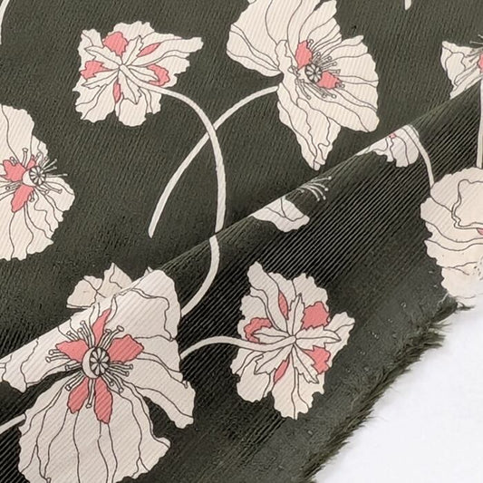 リバティ・ファブリックス　細コール（コーデュロイ）　Fragile Blooms　フラジャイル・ブルームス　モスグリーン　約108×50cm