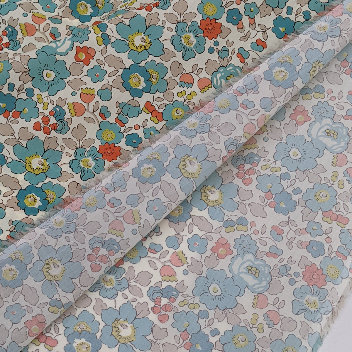 ◆輸入　リバティ　LIBERTY　タナローン　Betsy Mojito　ベッツィ　モヒート　約130×50cm