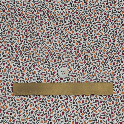 リバティ・ファブリックス　タナローン　Floriana　フロリアナ　レッド＆オレンジ　約108×50cm