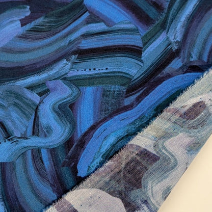 リバティ・ファブリックス　タナローン　Graffiti Summer　グラフィティ サマー　ブルー　約108×50cm