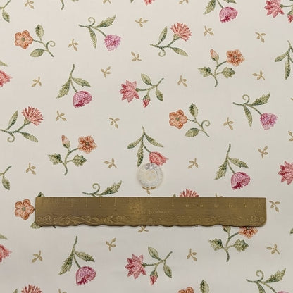 リバティ・ファブリックス　タナローン　Royal Threads　ロイヤル・スレッズ　ライトベージュ地　約108×50cm