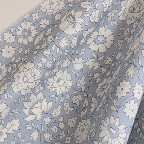 ◆輸入　リバティ　LIBERTY　タナローン　D'anjo Sky W　ダンジョスカイ　Wカラー　約130×50cm
