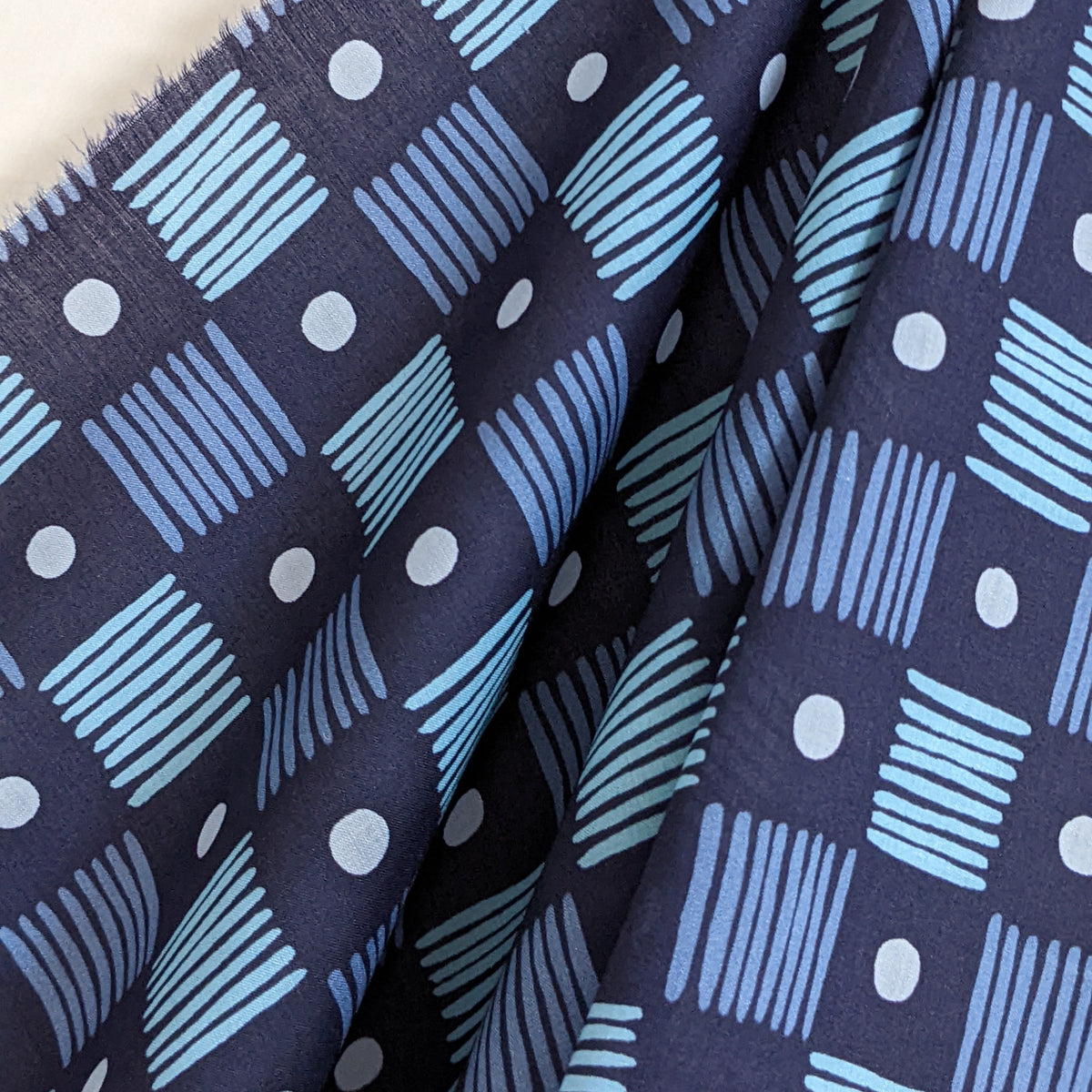 ◆輸入　リバティ　LIBERTY　タナローン　Dotty Check　ドッティチェック　約130×50cm