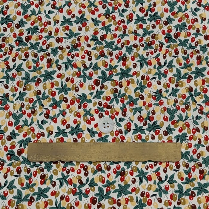 リバティ・ファブリックス　タナローン　Berry Bouquet　ベリー・ブーケ　ワインレッド/オレンジ　約108×50cm